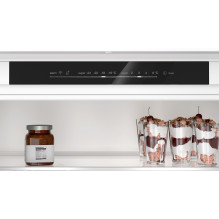 Bosch Serie 4 KBN96VFE0 šaldytuvas-šaldiklis, įmontuojamas, 383 LE, baltas