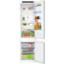 „Bosch Serie 2 KIN96NSE0“...
