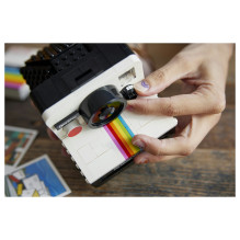 LEGO Ideas Polaroid OneStep SX-70 Camera
