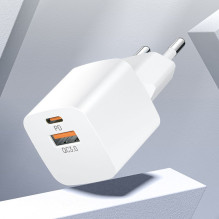 Wozinsky Wozinsky CMWCW 20W USB-C / USB-A sieninis įkroviklis – baltas Wozinsky Wozinsky CMWCW 20W USB-C / USB-A sieninis įkroviklis – baltas
