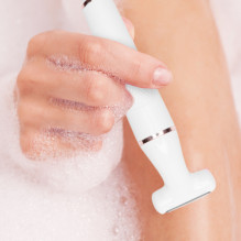 Rio SHTR-EU / 1.3 Go Smooth 4 viename moteriškas skustuvas ir bikinio zonos kirptuvas, baltas