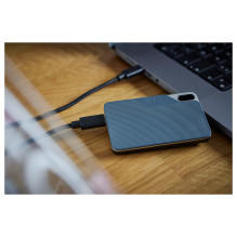 Intenso Lesen / Schreiben bis zu 500 MB / s / 2TB Intenso Lesen / Schreiben bis zu 500 MB / s / 2TB