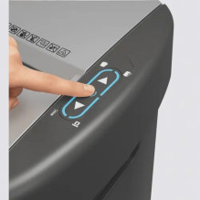 Rexel ShredMax AutoFeed+ 150M automatic paper shredder, P5, 150 sheets, 15-litre waste bin