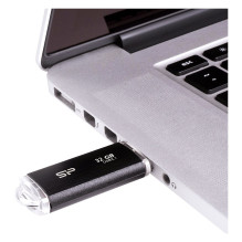 Silicon Power Blaze B02 USB flash drive
