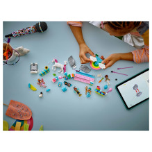 LEGO Friends Costume Party with Unicorn & Fairy LEGO Friends Costume Party with Unicorn & Fairy