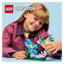 LEGO Creator Wild Animals: Colorful Hummingbird 31384