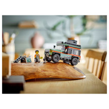 LEGO City Off-Road 4x4 Mountain Truck