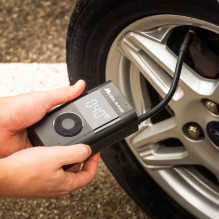 Midland elektrinė pompa EnerPump dviračiams ir automobiliams Midland elektrinė pompa EnerPump dviračiams ir automobiliams