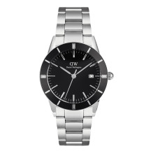 WATCH DANIEL WELLINGTON MAN...