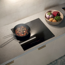 Elica Primis 604 Plus Black Įmontuojama 60 cm indukcinė kaitlentė su zonine funkcija, 4 zona(-os)