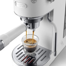 De'Longhi Dedica Style Dedica Duo espreso aparatas EC890.WI 1,1 L De'Longhi Dedica Style Dedica Duo espreso aparatas EC890.WI 1,1 L
