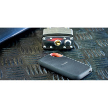 SanDisk Extreme Portable SSD 1TB SanDisk Extreme Portable SSD 1TB