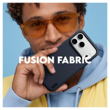CARE by PanzerGlass Fusion Fabric Case Blau m. MagSafe iPhone 17 Pro Max