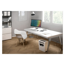 Leitz IQ Home Office P4 - Pre-shredder - Particle cut Leitz IQ Home Office P4 - Pre-shredder - Particle cut