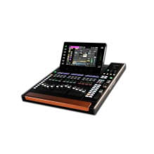 Digitālais mikseris Behringer WING COMPACT 16 kanālu 24-bit