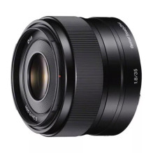 Sony SEL35F18 35mm f / 1.8...