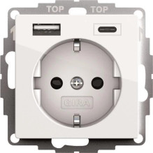 Gira SCHUKO USB...