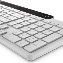 Lenovo 800 Self-Charging Bluetooth Keyboard - US English Lenovo 800 Self-Charging Bluetooth Keyboard - US English