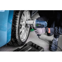 Electric impact wrench 800 Nm 1 / 2" for wheels in case W33250 WUBER Electric impact wrench 800 Nm 1 / 2" for wheels in case W33250 WUBER