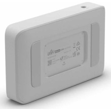 Ubiquiti Lite 8 PoE baltas Ubiquiti Lite 8 PoE baltas