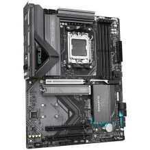 „Gigabyte X870 EAGLE WIFI7“ AMD „Ryzen 9000“