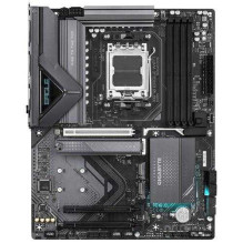„Gigabyte X870 EAGLE WIFI7“ AMD „Ryzen 9000“