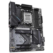 Gigabyte X870 GAMING P WIFI6 ATX AT5 Gigabyte X870 GAMING P WIFI6 ATX AT5