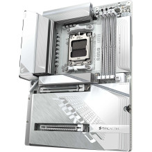 „Gigabyte B850 Aorus Stealth Ice“ „Gigabyte B850 Aorus Stealth Ice“