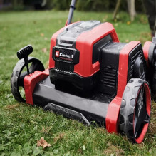 Skarifikatorius - EINHELL GP-SC 36 / 40 Li BL-Solo, 35 cm, 16 Peilių, Juodas, Raudonas Skarifikatorius - EINHELL GP-SC 36 / 40 Li BL-Solo, 35 cm, 16 Peilių, Juodas, Raudonas