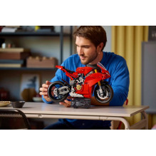 LEGO TECHNIC 42202 Ducati Panigale V4 S motociklas