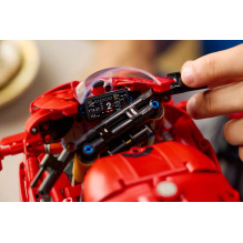 LEGO TECHNIC 42202 Ducati Panigale V4 S motociklas