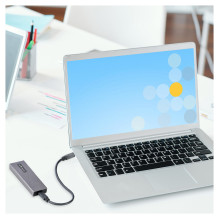 USB-C 10Gbps į M.2 NVMe arba M.2 SATA SSD korpusas Tool -nemokamas M.2 PCIe / SATA USB-C ir USB-A USB-C 10Gbps į M.2 NVMe arba M.2 SATA SSD korpusas Tool -nemokamas M.2 PCIe / SATA USB-C ir USB-A