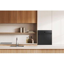 Gorenje Inbyggnadsugn på 77 l med pyrolytisk självrengöring som förenklar underhållet. Jämn värmefördelning ger stabila Gorenje Inbyggnadsugn på 77 l med pyrolytisk självrengöring som förenklar underhållet. Jämn värmefördelning ger stabila