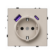 Kištukinis lizdas su USB...