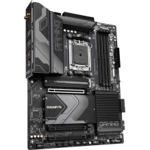 Gigabyte X670 GAMING X AX