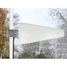 LTE antena Delock SMA kištukas 9 - 11dB kryptinė su RG-58 5m jungiamuoju kabeliu white outdoor (12002) LTE antena Delock SMA kištukas 9 - 11dB kryptinė su RG-58 5m jungiamuoju kabeliu white outdoor (12002)