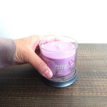 Kvapioji Žvakė - YANKEE Home Wild Orchid 122 g Violetinė Kvapioji Žvakė - YANKEE Home Wild Orchid 122 g Violetinė