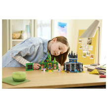 LEGO 75689 Wicked Emerald City & Kiamo Ko Castle LEGO 75689 Wicked Emerald City & Kiamo Ko Castle