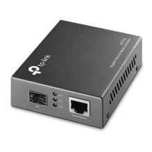 TP-Link MC220L - Fibre media converter - 1GbE - 1000Base-LX 1000Base-SX 1000Base-LH - RJ-45 / SFP (mini-GBIC) - up to 10