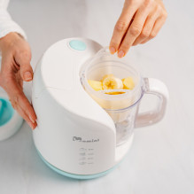 Momini 4in1 Steam Blender with Defrost Function TinyJar