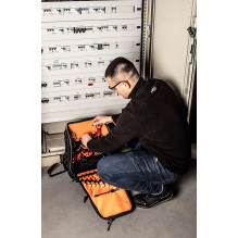 Įrankių Kuprinė - NEO TOOLS Elektriko Kuprinė, 31 Vnt. Įrankių Kuprinė - NEO TOOLS Elektriko Kuprinė, 31 Vnt.