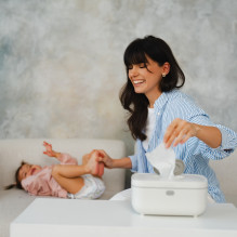 Drėgnų Servetėlių Šildytuvas - Momini CozyWipes Su Reguliuojama 45-55 °C Temperatūros Kontrole, LED Jutikliniu Skydeliu Drėgnų Servetėlių Šildytuvas - Momini CozyWipes Su Reguliuojama 45-55 °C Temperatūros Kontrole, LED Jutikliniu Skydeliu