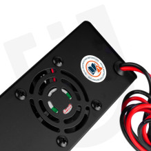 Mikroprocesorinis įkroviklis 6–12 V 15 A + akumuliatoriaus įkroviklis W14017 WUBER