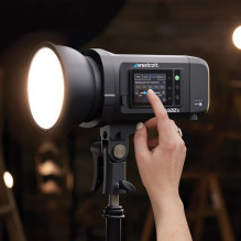 Lighting Equipment - Westcott FJ400 II Touchscreen Strobe (400Ws, AC/DC Battery)