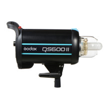 Studijinė blykstė - Godox QS600II 600 Ws 150 W modeliavimo lempa, Bowens jungtis, 2,4G belaidė X sistema, 5 600 K Studijinė blykstė - Godox QS600II 600 Ws 150 W modeliavimo lempa, Bowens jungtis, 2,4G belaidė X sistema, 5 600 K