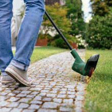 „Bosch Easy GrassCut 18V-230“ (06008C1A03) „Bosch Easy GrassCut 18V-230“ (06008C1A03)