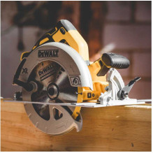 DeWALT DCS570N-XJ