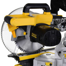 Stanley Stanley FME720 2000 W 254 mm kampinis pjūklas.