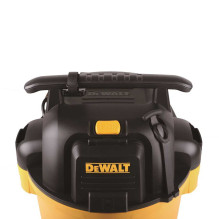 DeWALT DRY / WET HOOVER 34L WITH ELECTRIC SOCKET AT-DXV34PTA