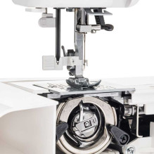 Janome Q33
